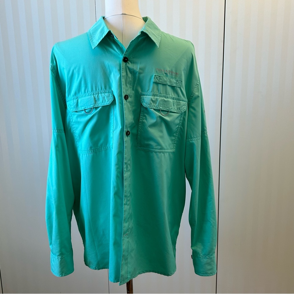 Field & Stream green performance fishing button down vented wicking Size M